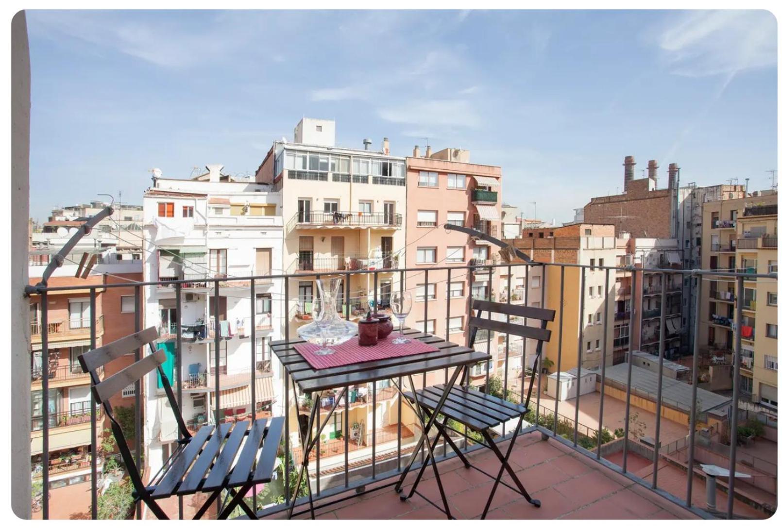 Piquer Con Terraza Lägenhet Barcelona Exteriör bild